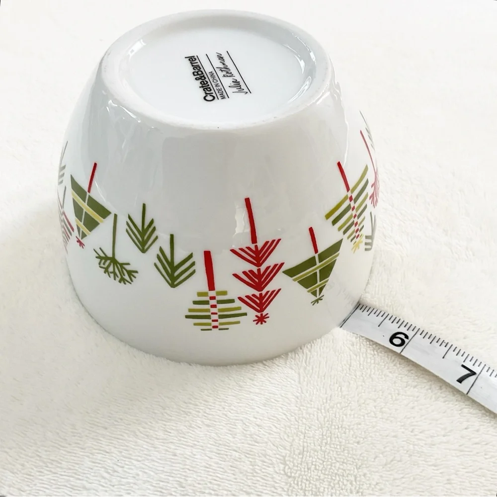 Crate & Barrel Julia Rothman Yule Town Nesting Bowls Set of 2 Christmas Holiday